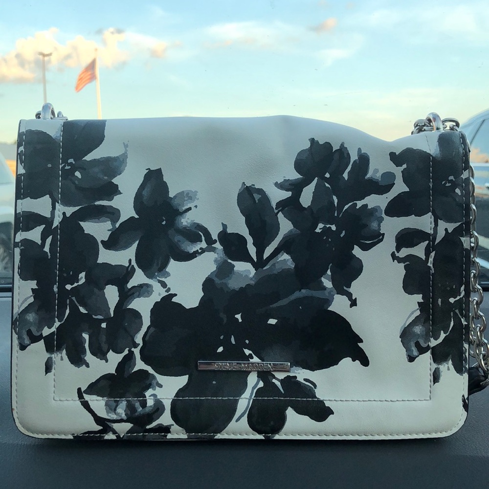 !!RARE!! steve madden multi brea bag